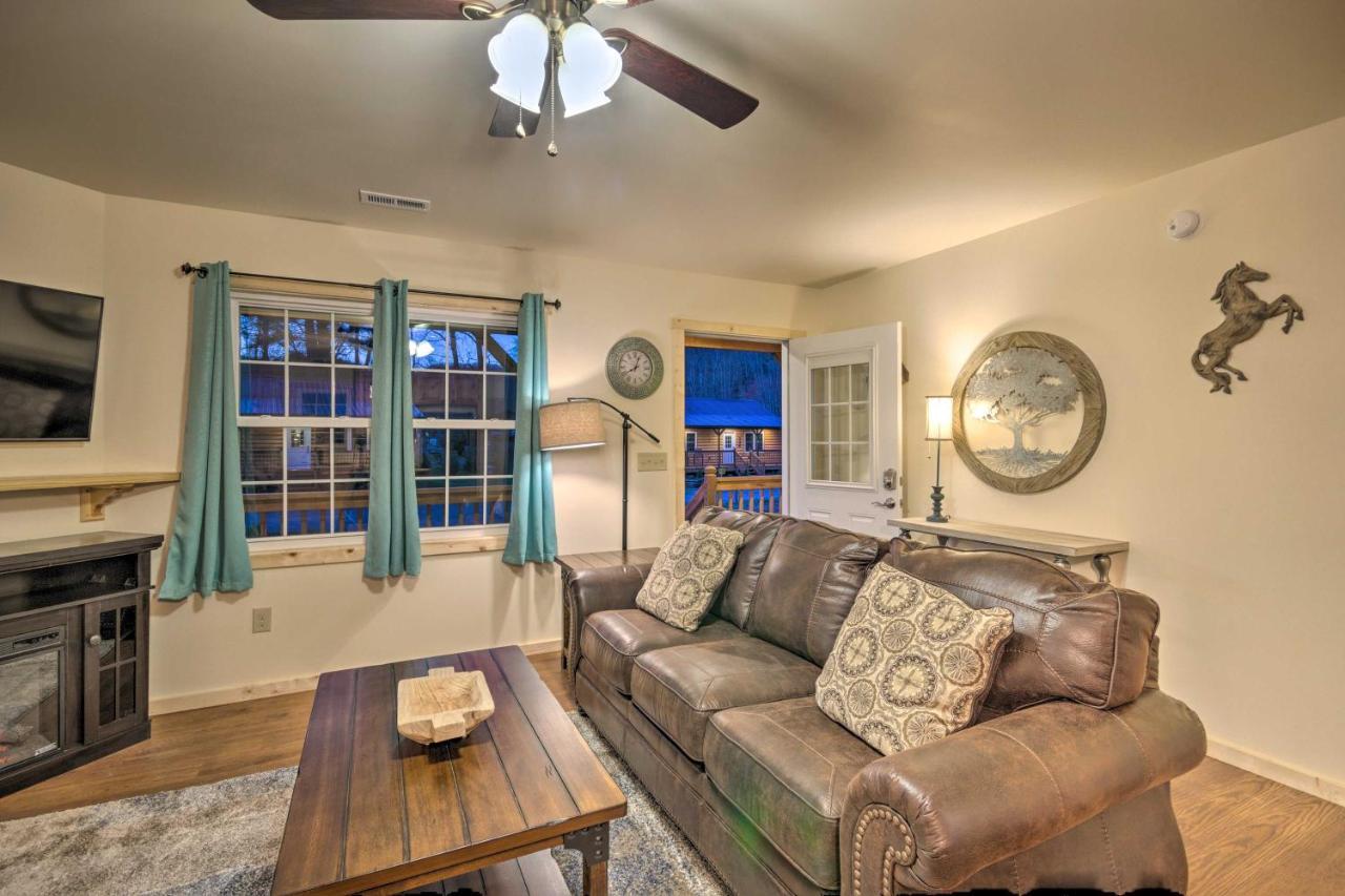 Cozy Bryson City Cabin On Tuck River With Fire Pit! Εξωτερικό φωτογραφία