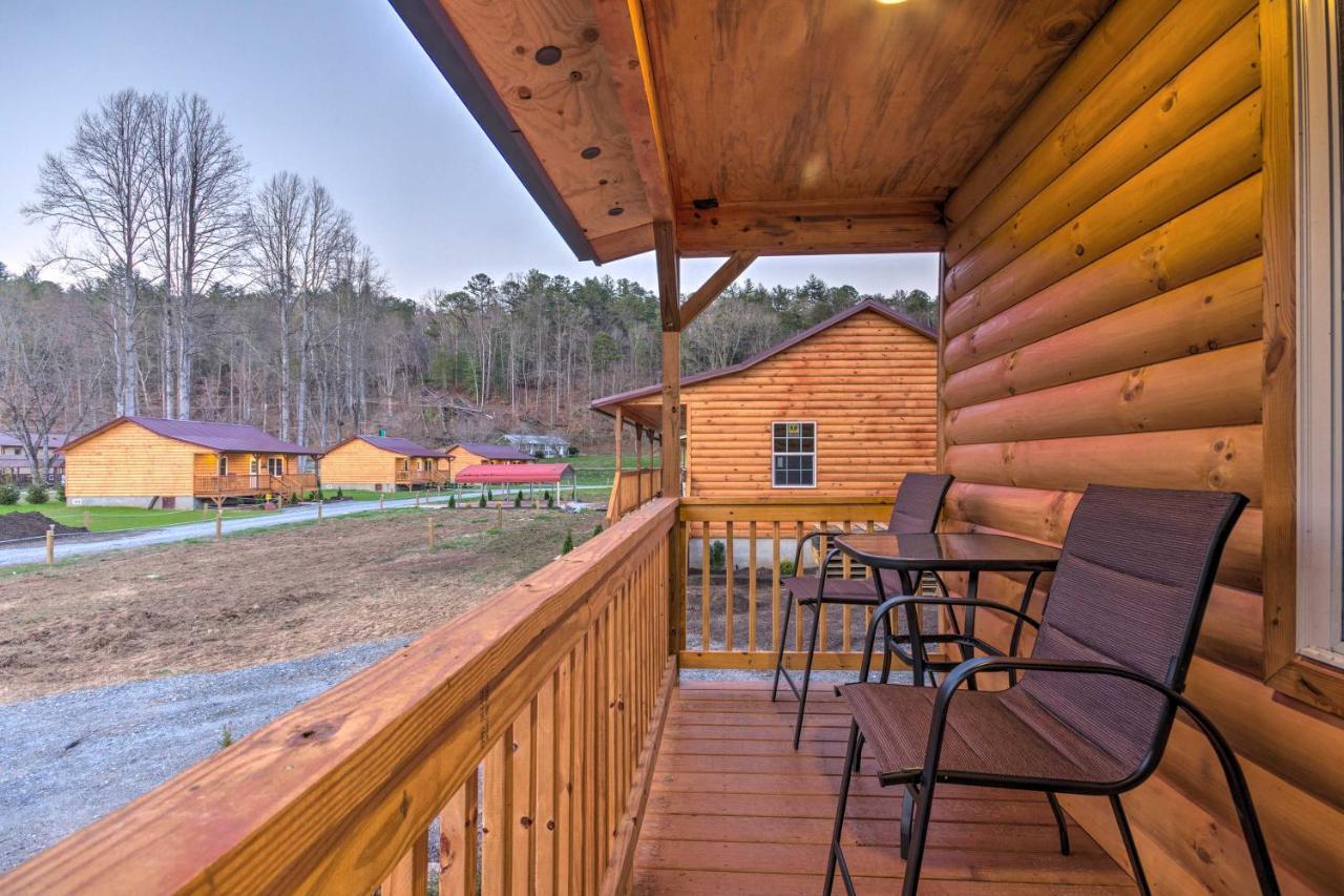 Cozy Bryson City Cabin On Tuck River With Fire Pit! Εξωτερικό φωτογραφία